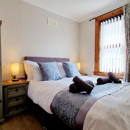 Inverness City 3 Bedroom House Free Parking ภายนอก รูปภาพ