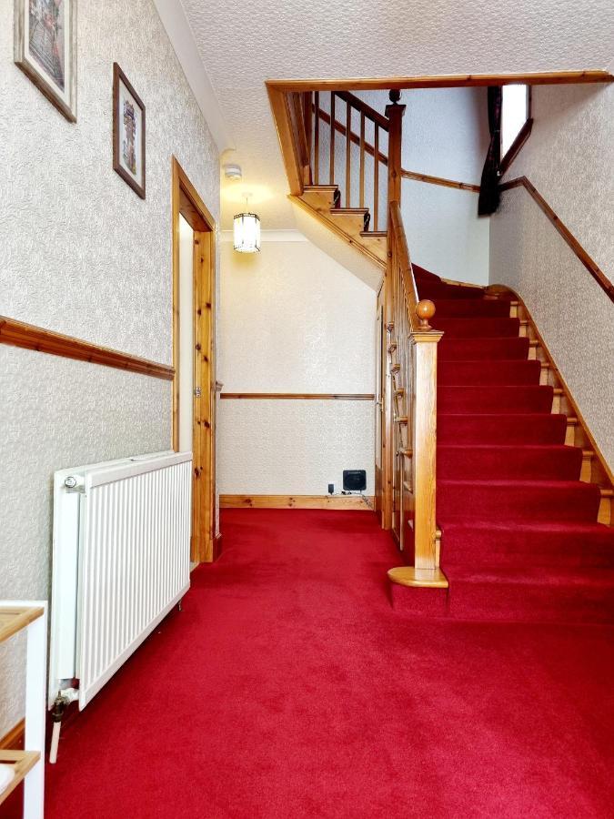 Inverness City 3 Bedroom House Free Parking ภายนอก รูปภาพ