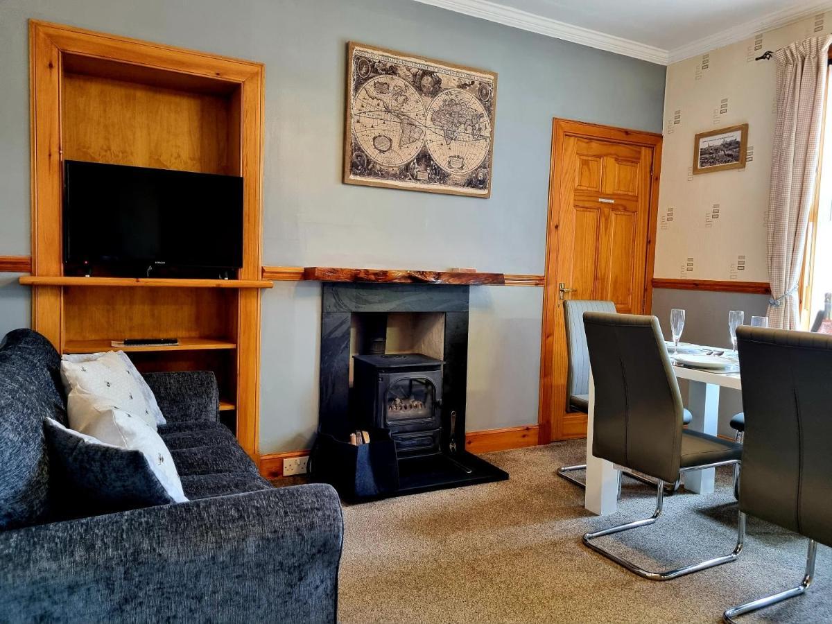 Inverness City 3 Bedroom House Free Parking ภายนอก รูปภาพ