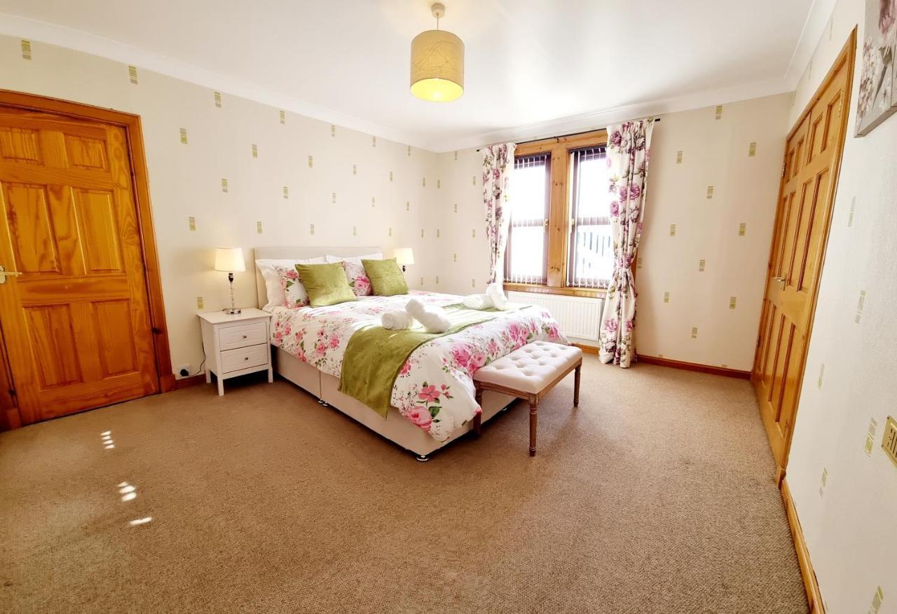 Inverness City 3 Bedroom House Free Parking ภายนอก รูปภาพ