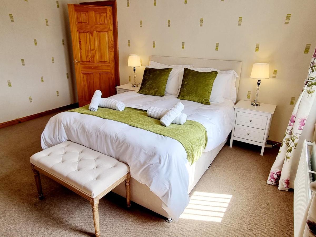 Inverness City 3 Bedroom House Free Parking ภายนอก รูปภาพ